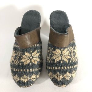 Muk Luks Lined Sweater Heeled Mule 9